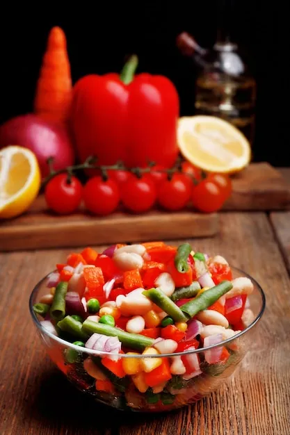 Colorful fresh salad bowl.