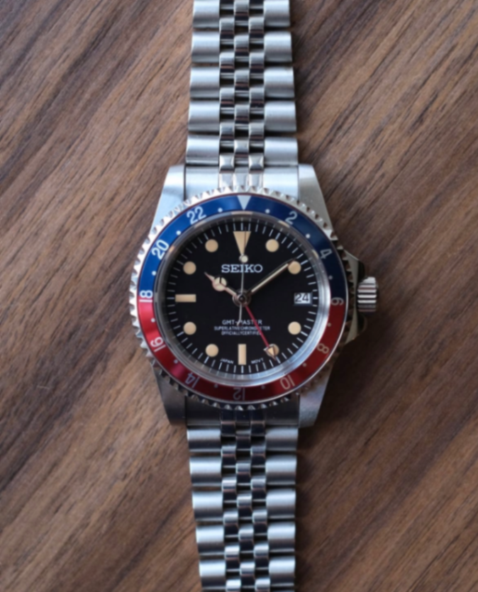 Wyatt’s custom Seiko mod workshop replicating Rolex designs